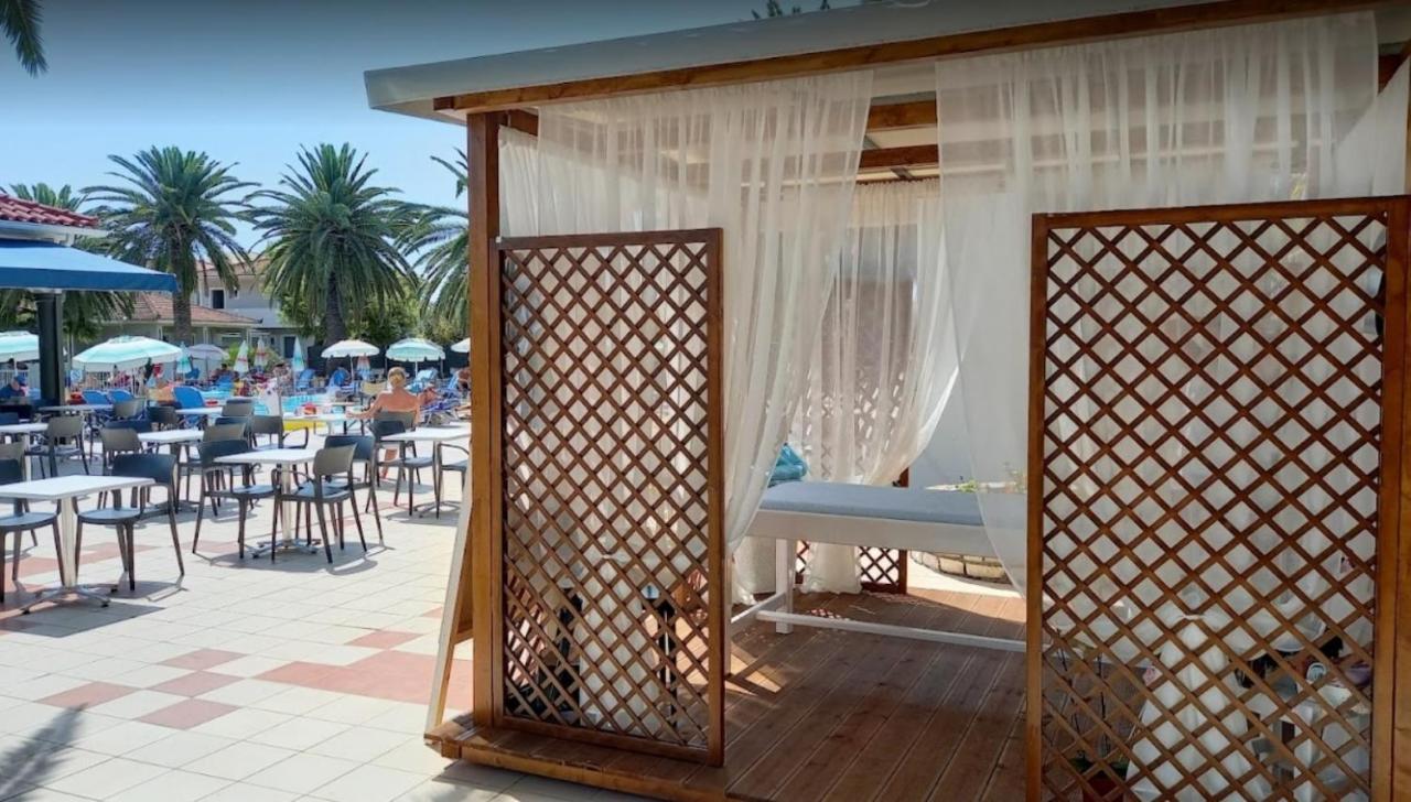 Margarita Hotel Laganas Exterior photo